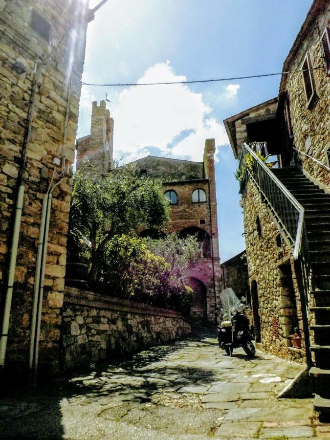 Centralissimo Nel Cuore Del Borgo Suvereto Εξωτερικό φωτογραφία